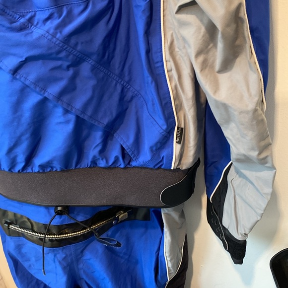 NRS dry suit - Picture 5 of 11